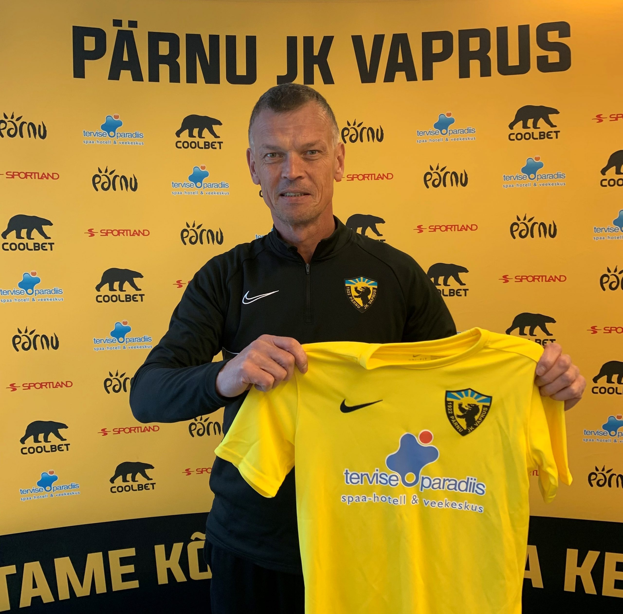 You are currently viewing Klubi noortetöö juhiks saab Kalev Pajula